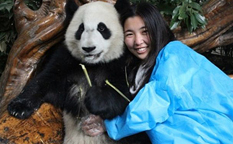 مرکز تحقیقات پانداهای غول پیکر چنگدو ، کی و چطوری بغلشون کنیم؟