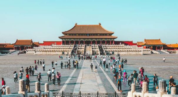 ling-tang-yBroAF1cN3I-unsplash