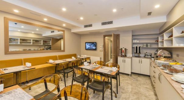 هتل تکسیمیست نمای سالن غذاخوری2